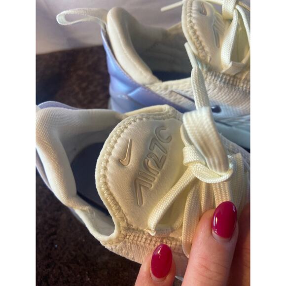 Nike Air Max 270 - Picture 9 of 10